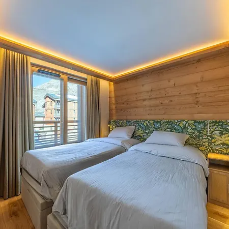 De Luxe Avec Piscine Et Sauna, 8 Couchages A - Fr-1-694-437 * Val-d'Isere